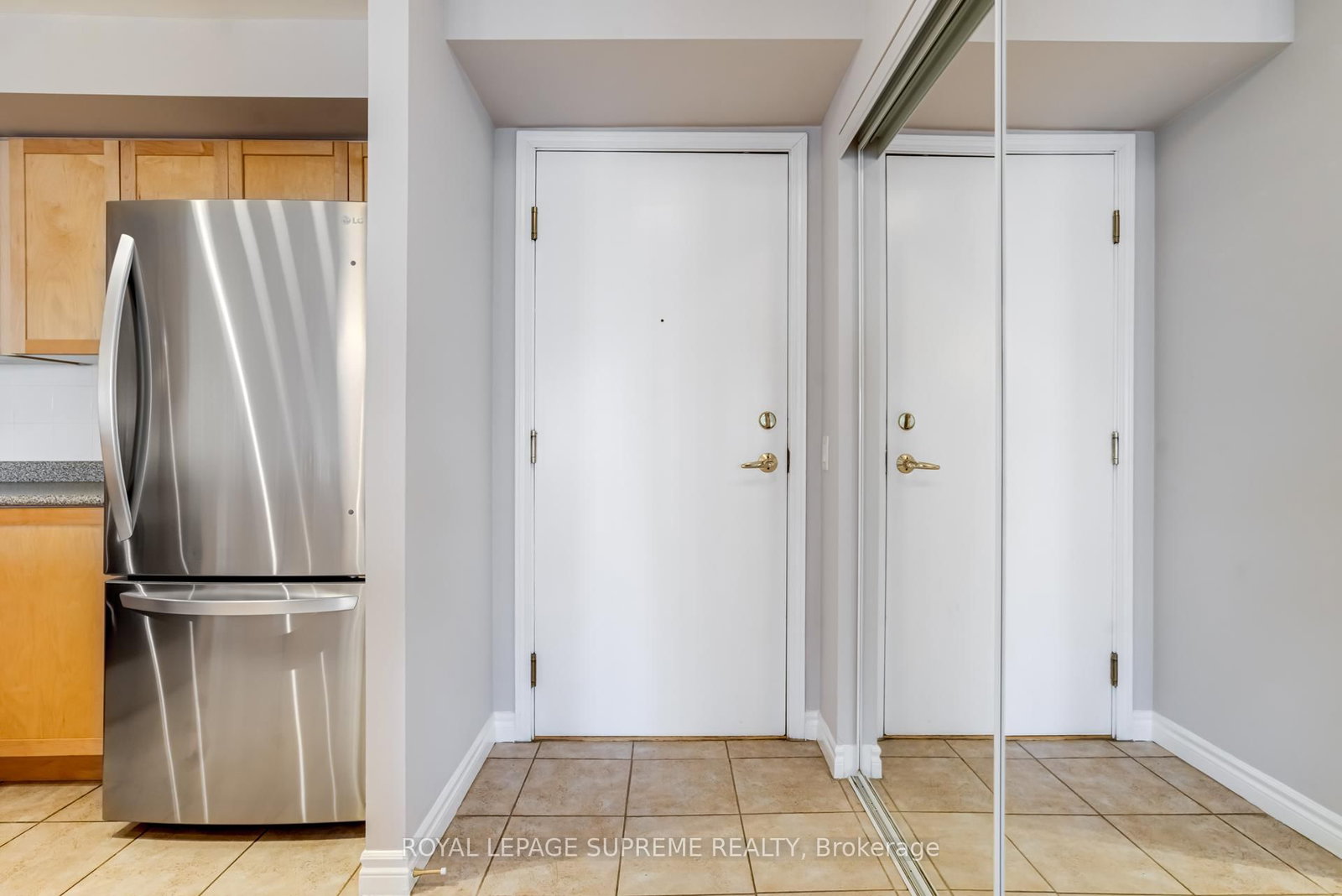 25 Kingsbridge Garden Circle, Unit 2022 - Photo 11