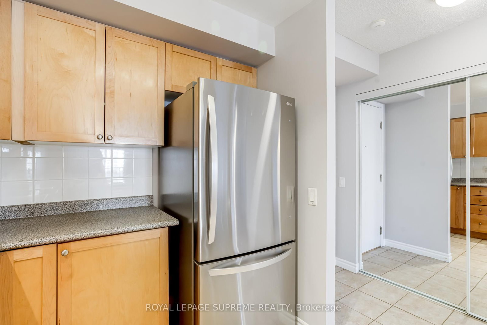 25 Kingsbridge Garden Circle, Unit 2022 - Photo 16