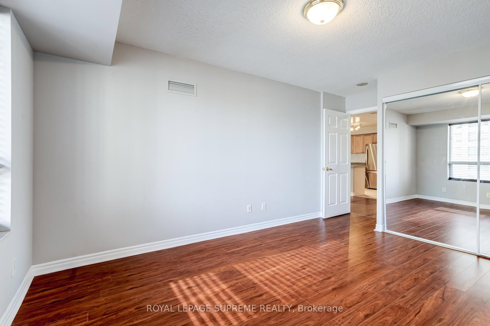 25 Kingsbridge Garden Circle, Unit 2022 - Photo 38