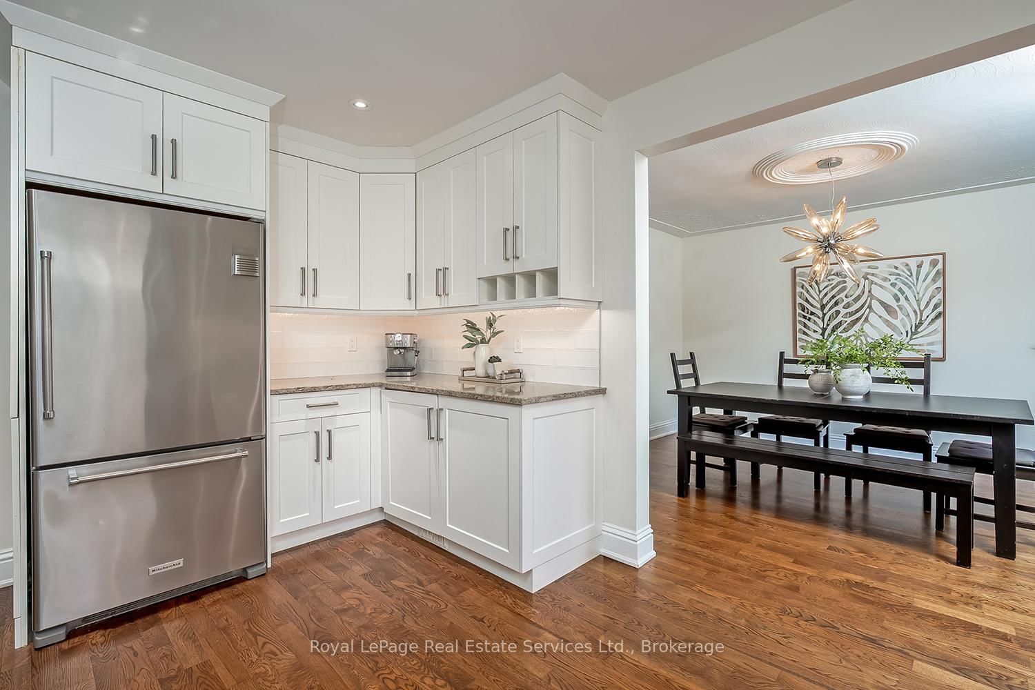 5193 Lakeshore Road - Photo 17