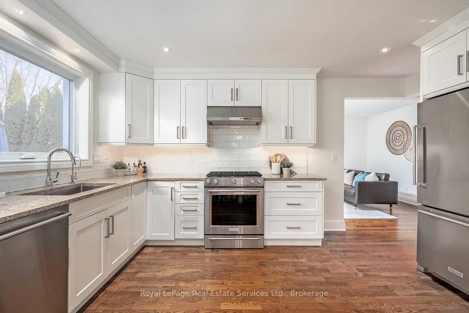 5193 Lakeshore Road - Photo 18