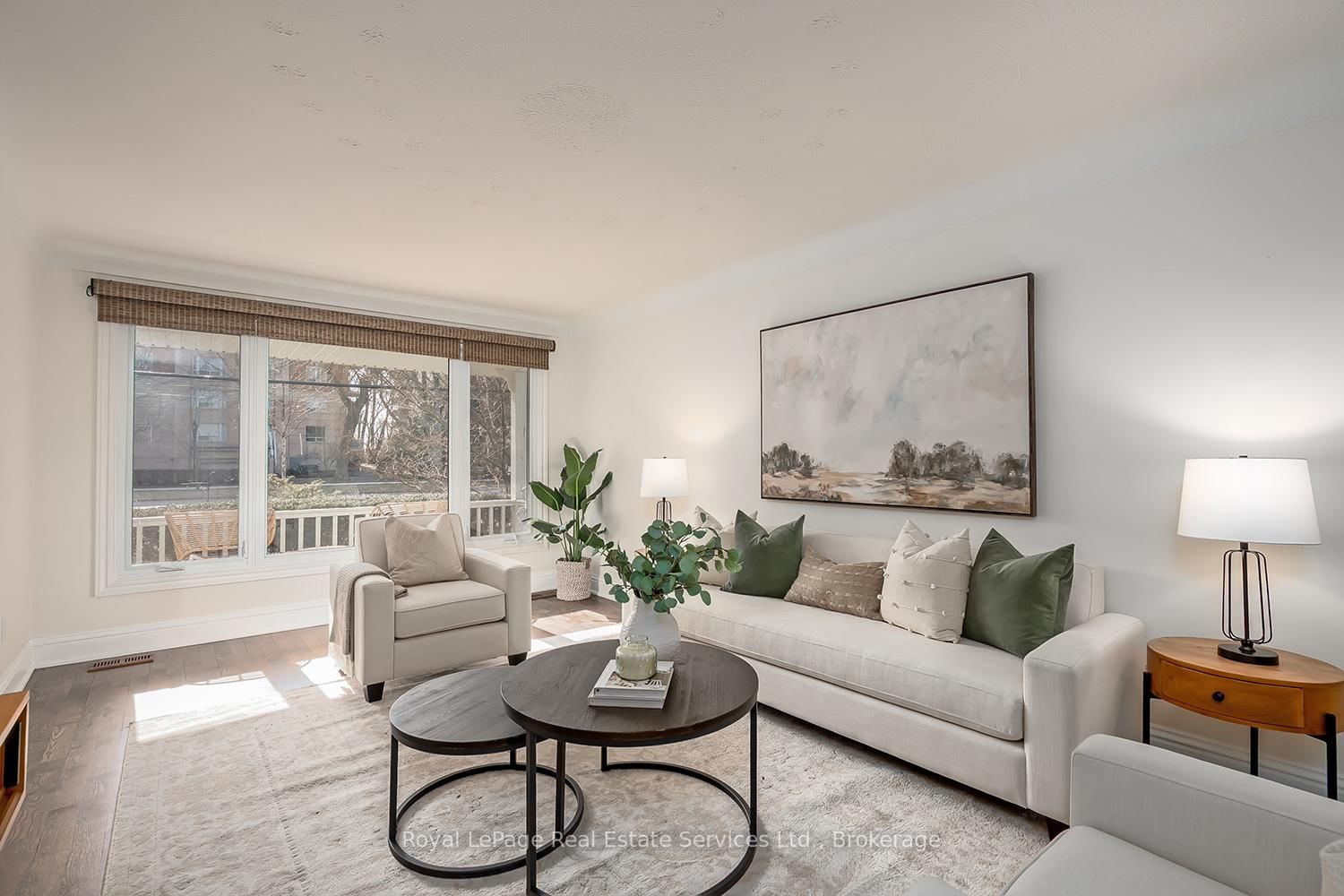 5193 Lakeshore Road - Photo 6