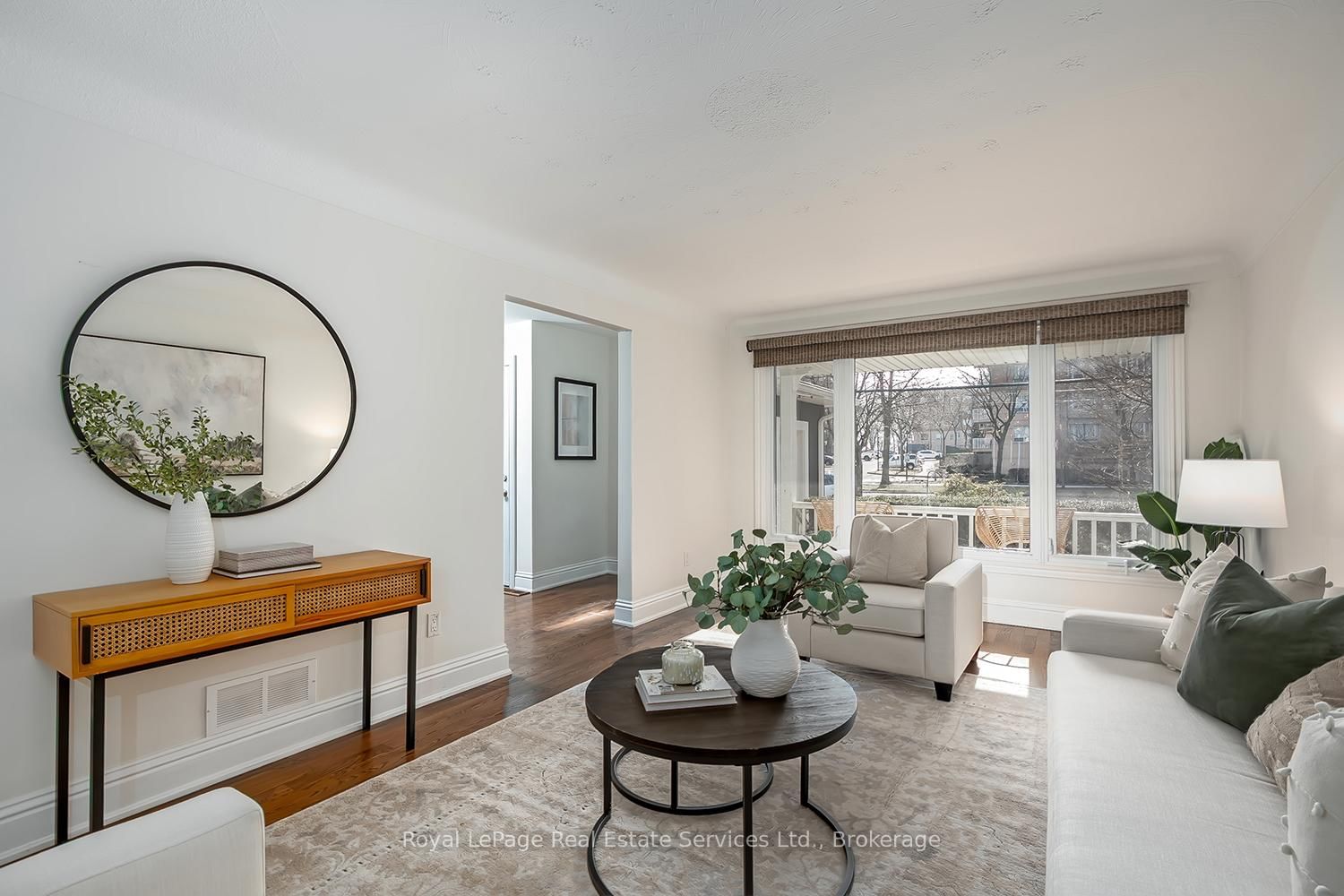 5193 Lakeshore Road - Photo 7