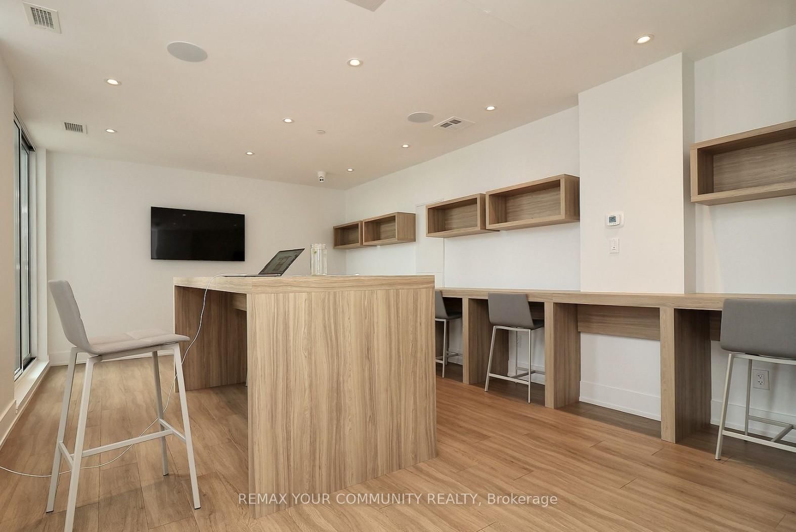 3100 Keele Street, Unit 504 - Photo 14