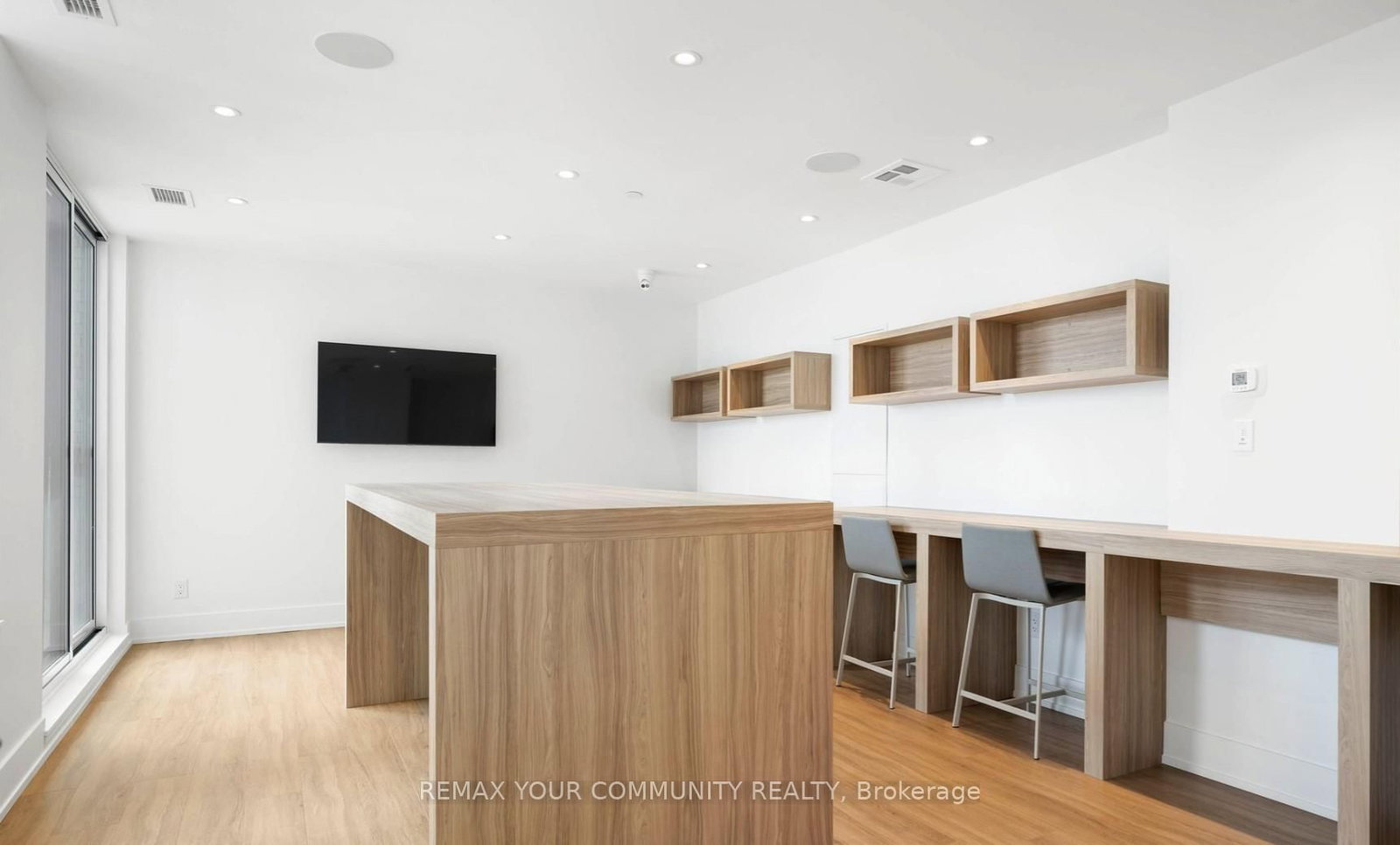 3100 Keele Street, Unit 504 - Photo 29