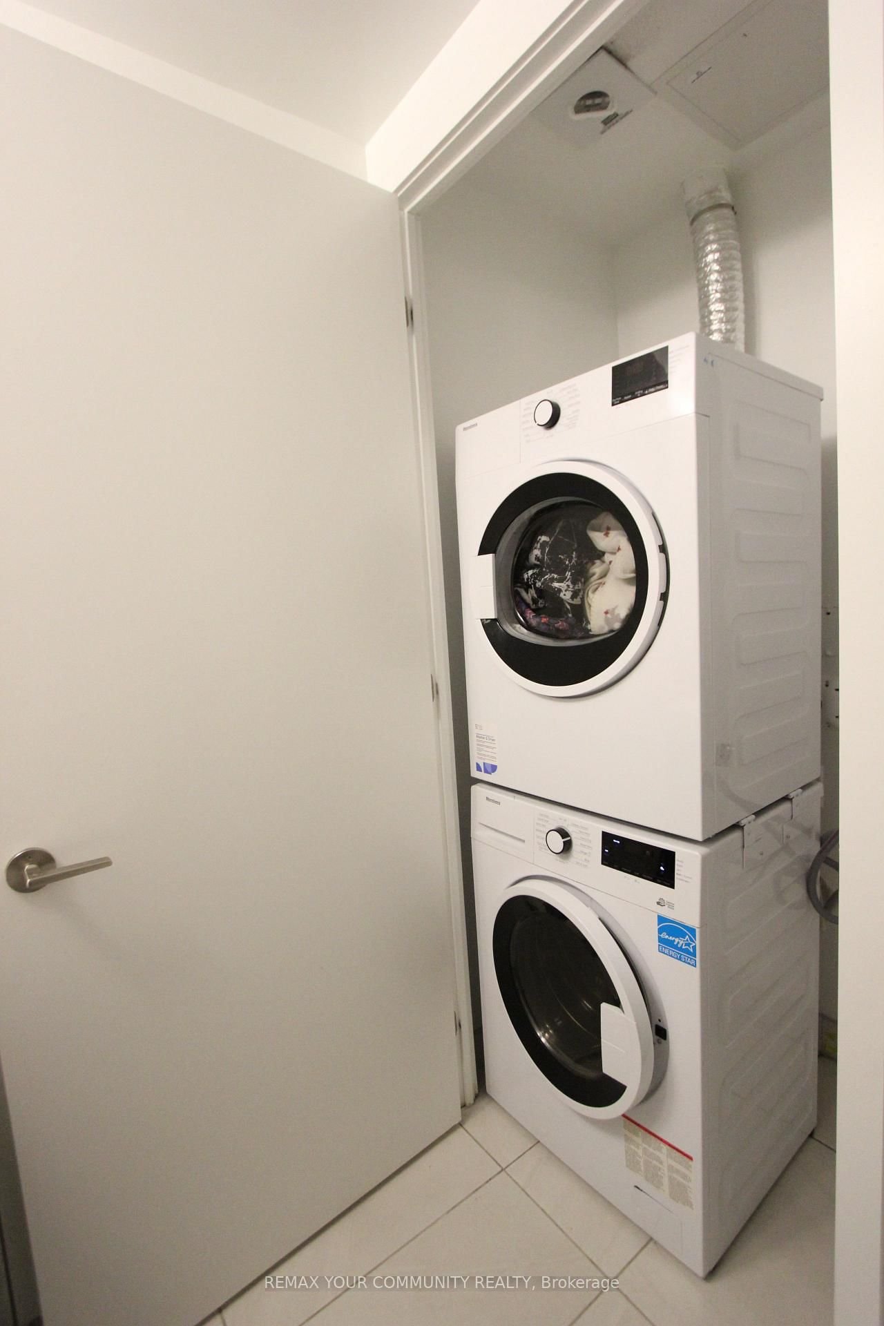 3100 Keele Street, Unit 504 - Photo 9