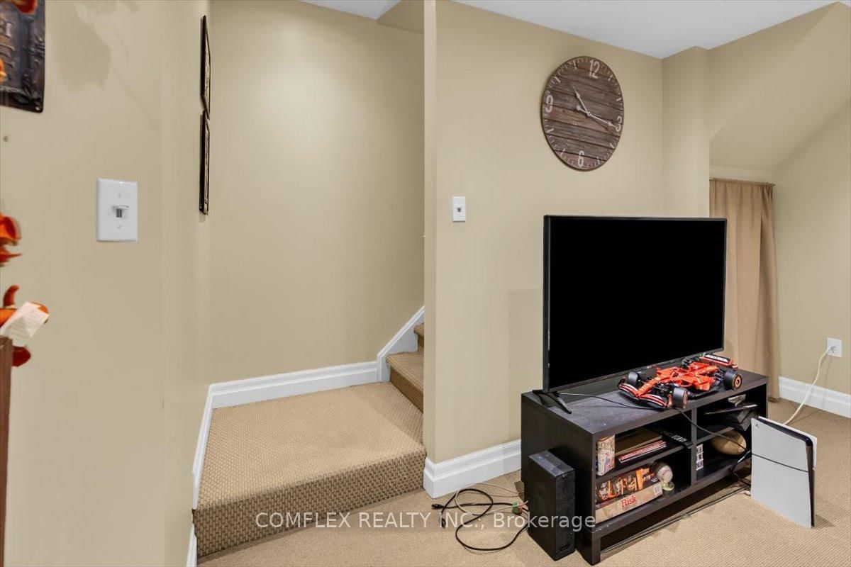 4417 Vallence Drive - Photo 36