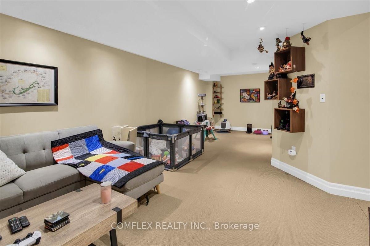 4417 Vallence Drive - Photo 40