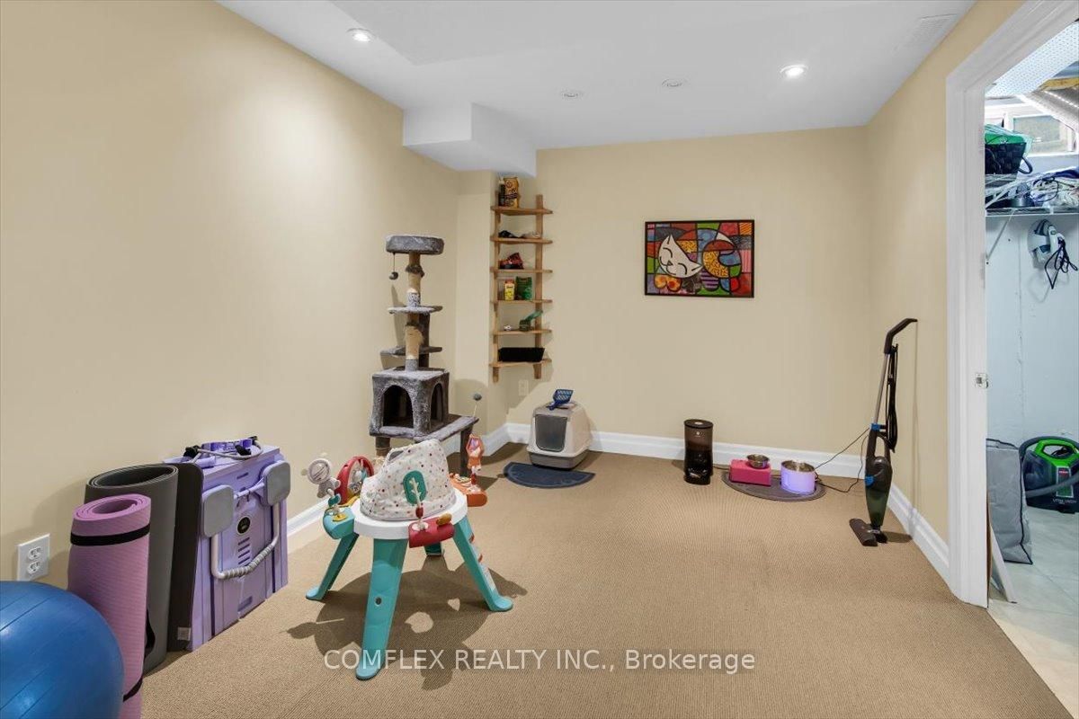 4417 Vallence Drive - Photo 41