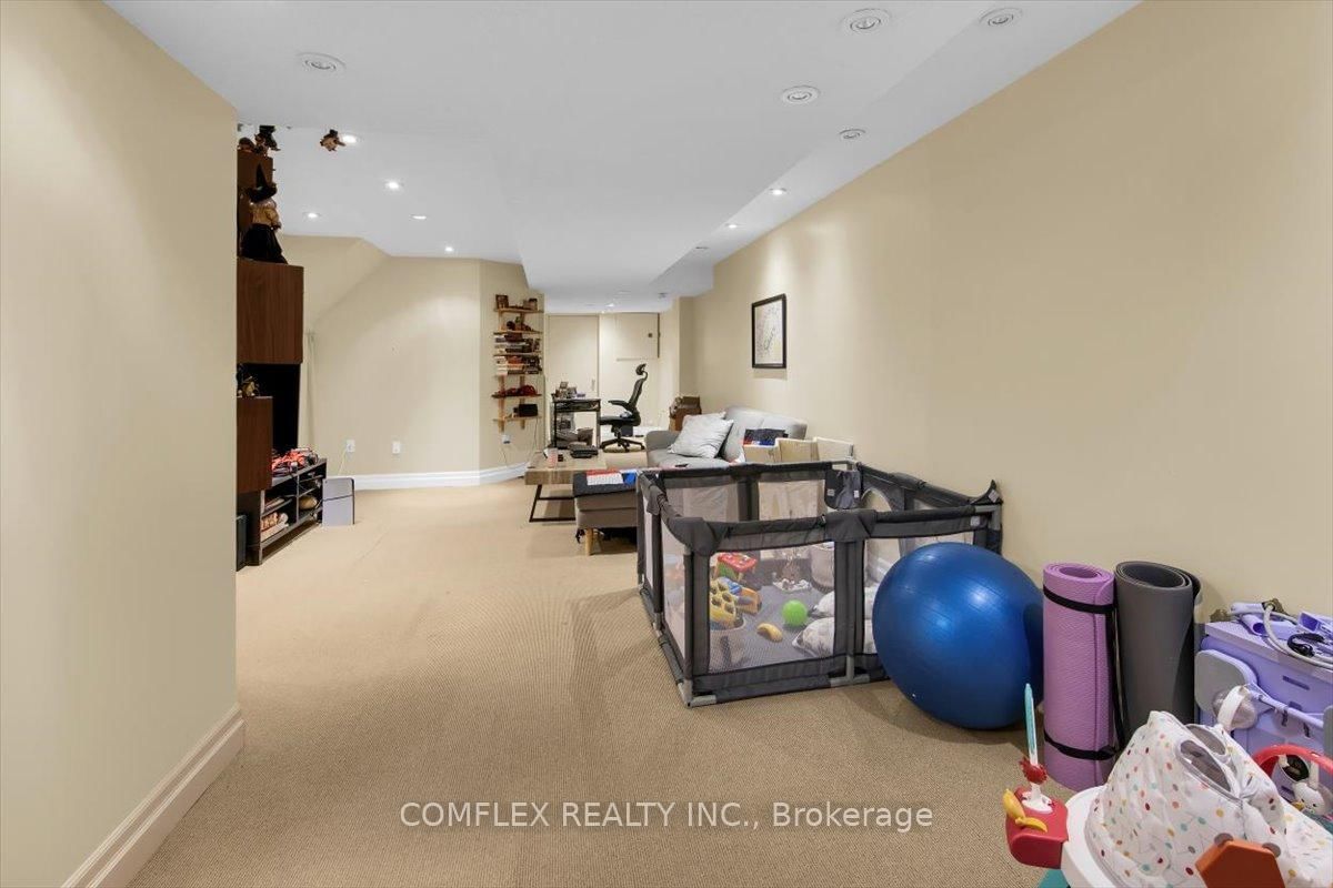 4417 Vallence Drive - Photo 42