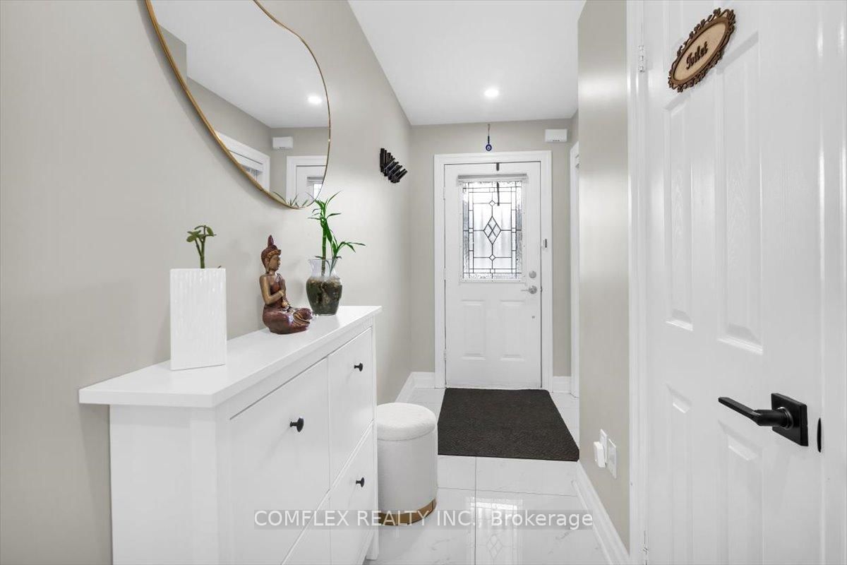 4417 Vallence Drive - Photo 5