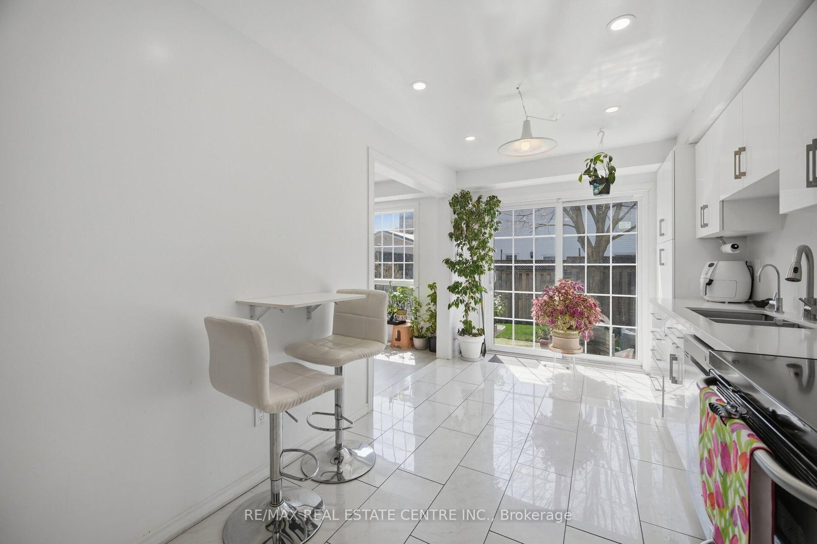 3 Hartnell Square, Unit 2 - Photo 12