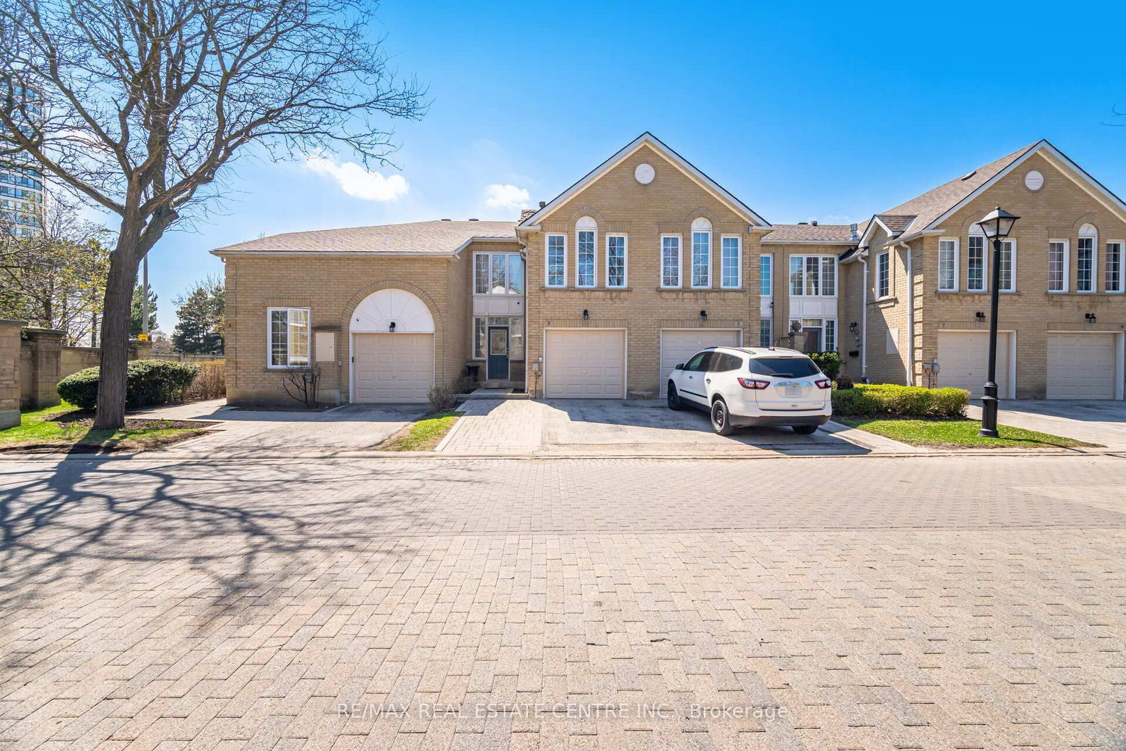 3 Hartnell Square, Unit 2 - Photo 3