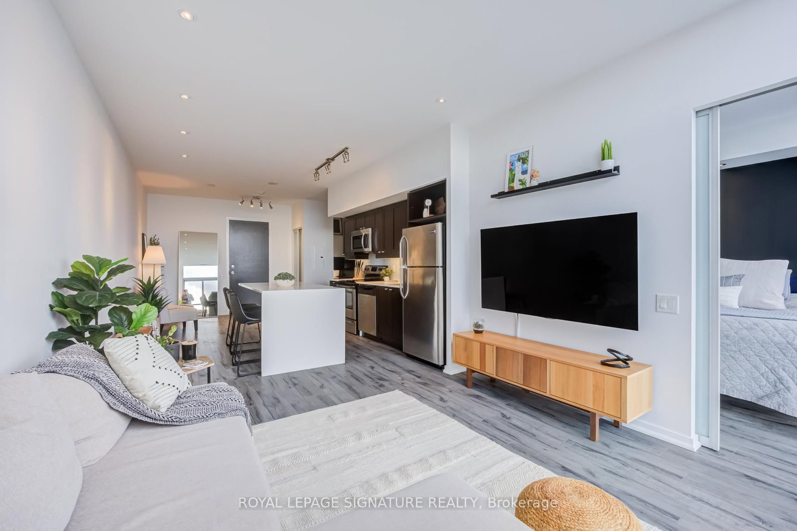 105 The Queensway, Unit 3513 - Photo 13