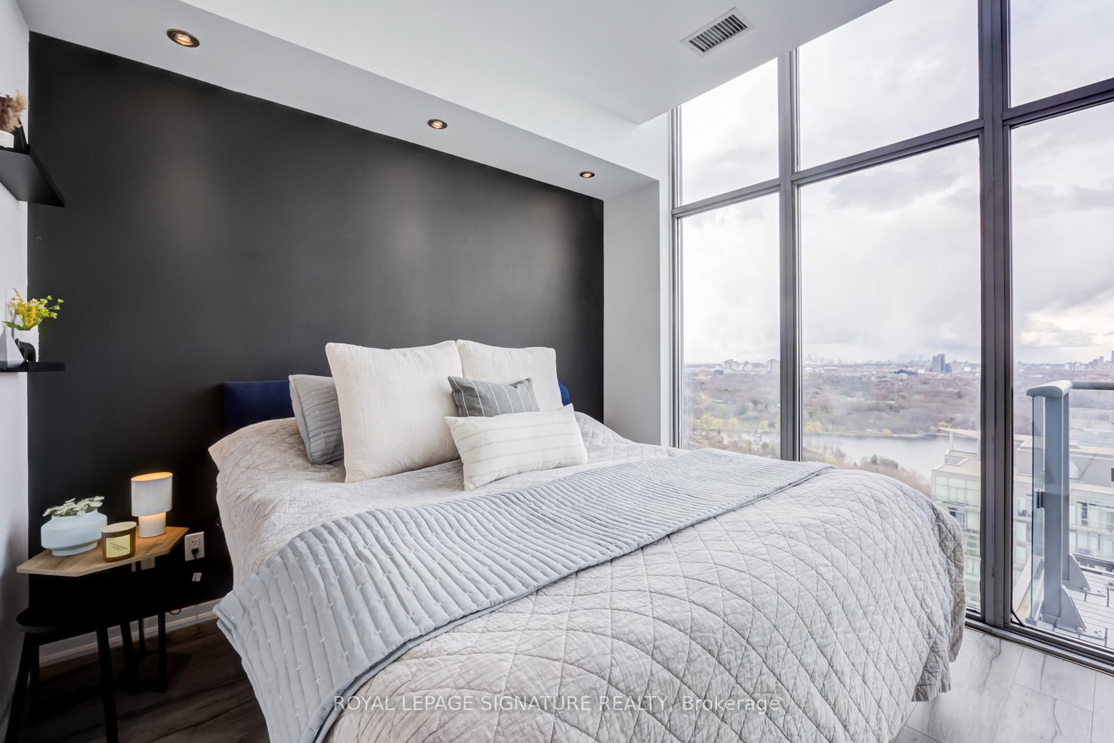 105 The Queensway, Unit 3513 - Photo 15