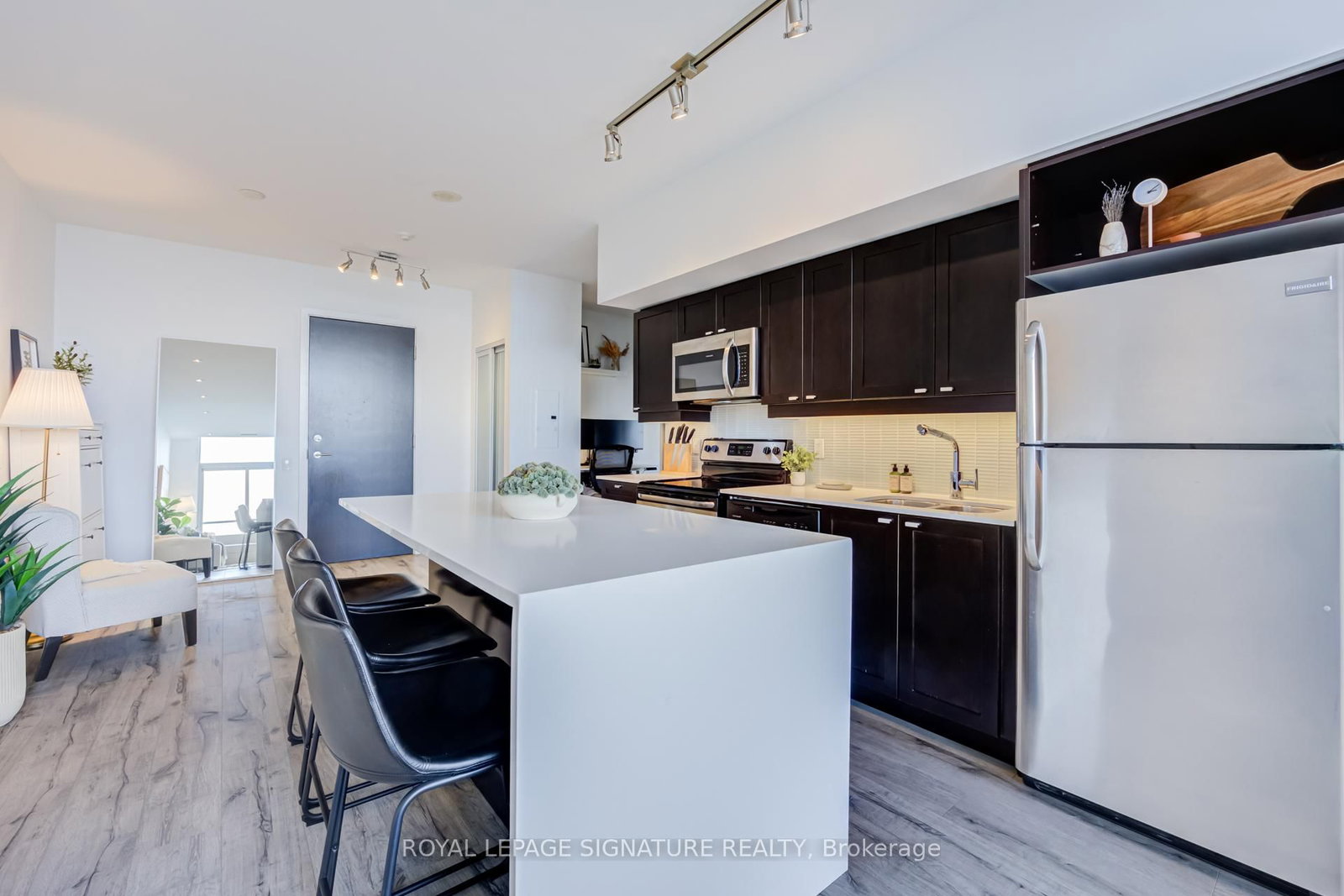 105 The Queensway, Unit 3513 - Photo 7