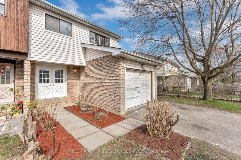 54 Greene Dr, Brampton, L6V 2R7 | Image 3