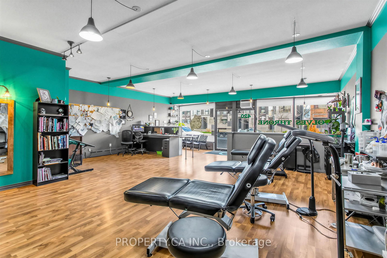 420 Royal York Road - Photo 10