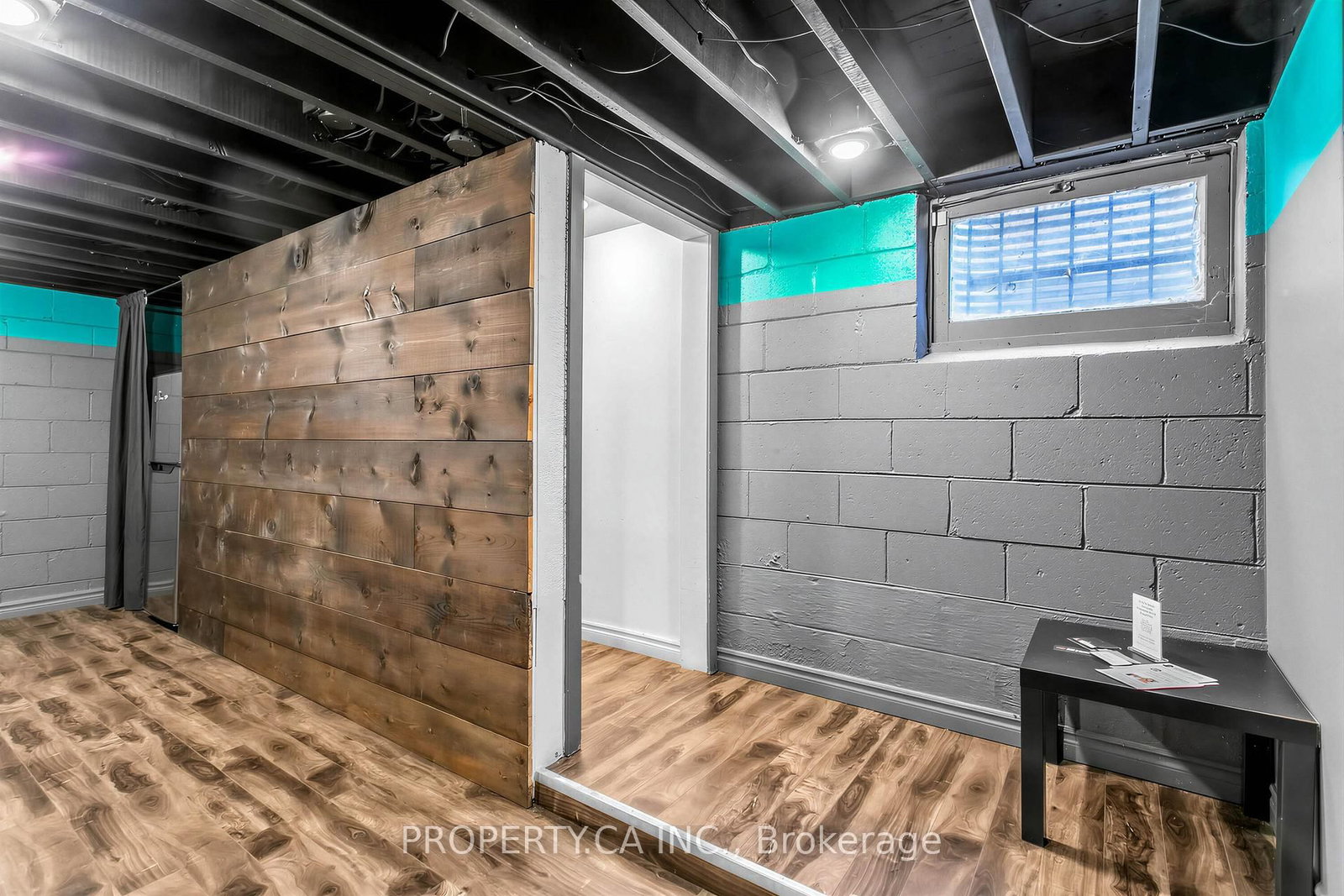 420 Royal York Road - Photo 21