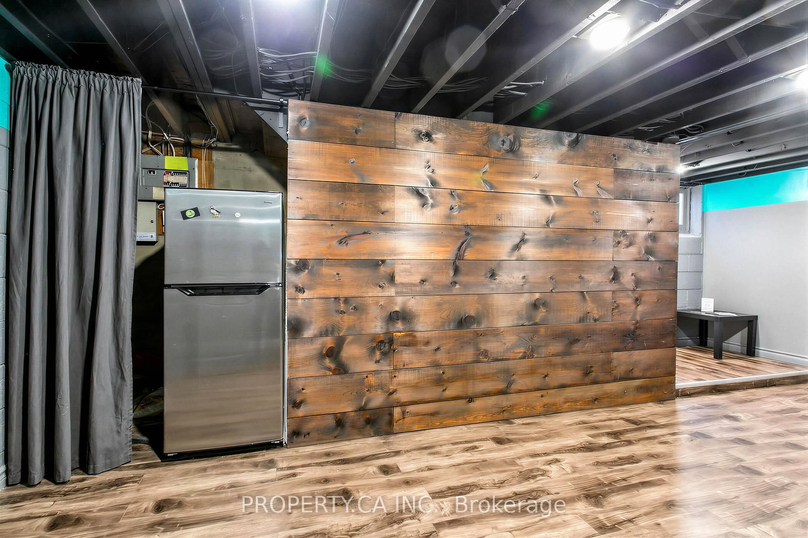 420 Royal York Road - Photo 22