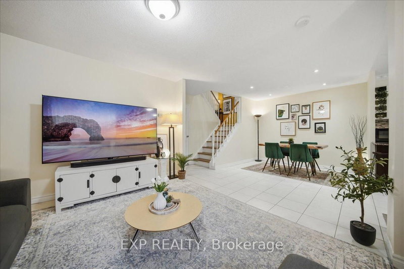 167 - 1055 Dundas St E, Mississauga, L4Y 3X6 | Image 2