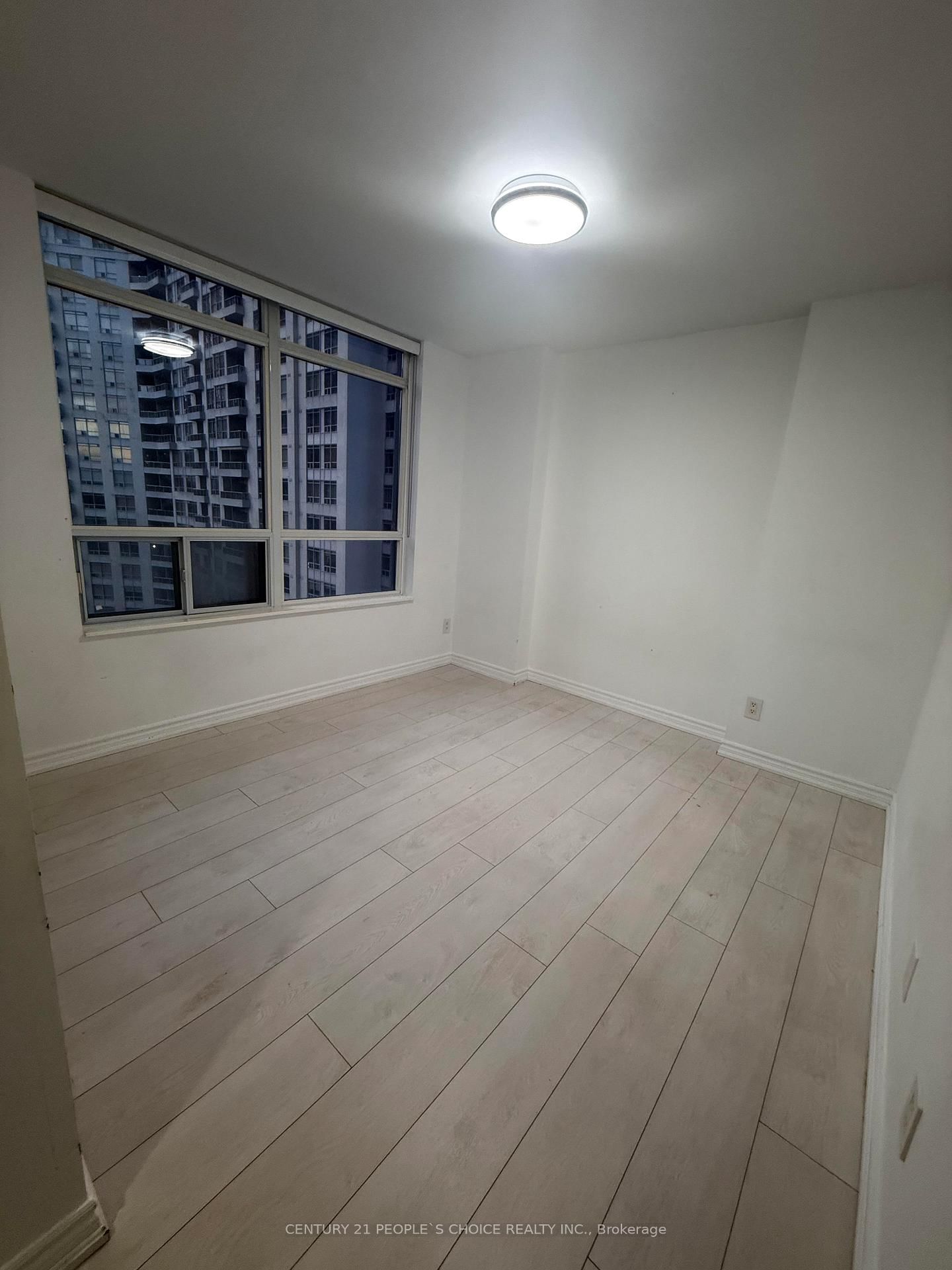 3880 Duke Of York Boulevard, Unit 1906 - Photo 10