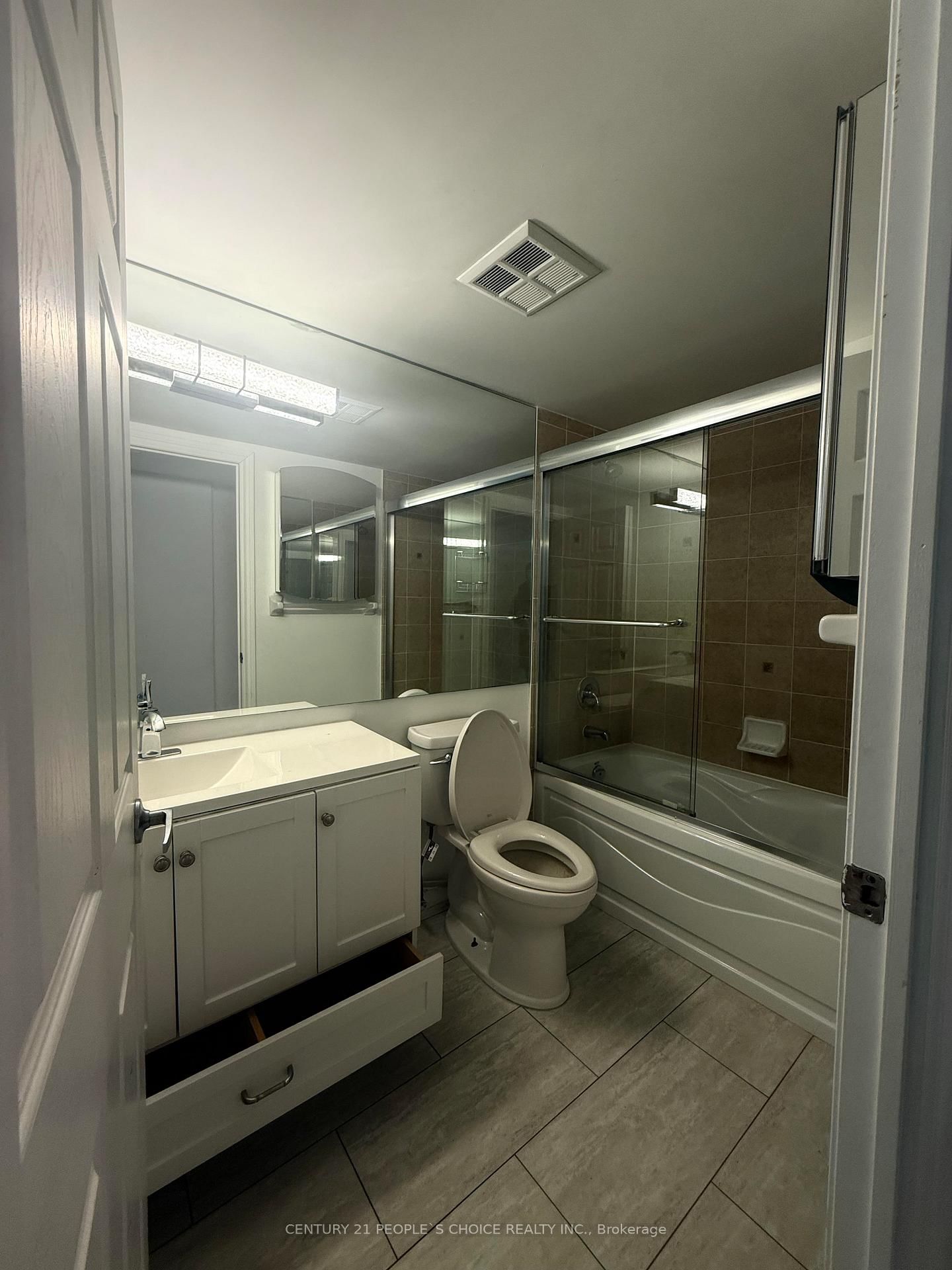 3880 Duke Of York Boulevard, Unit 1906 - Photo 16