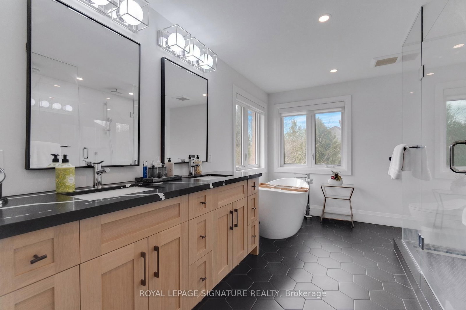 2324 Hilltop Lane - Photo 20