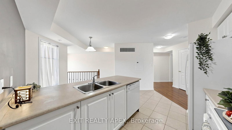 3395 Thomas Mississauga,ON L5M 0P7 — Photo 20