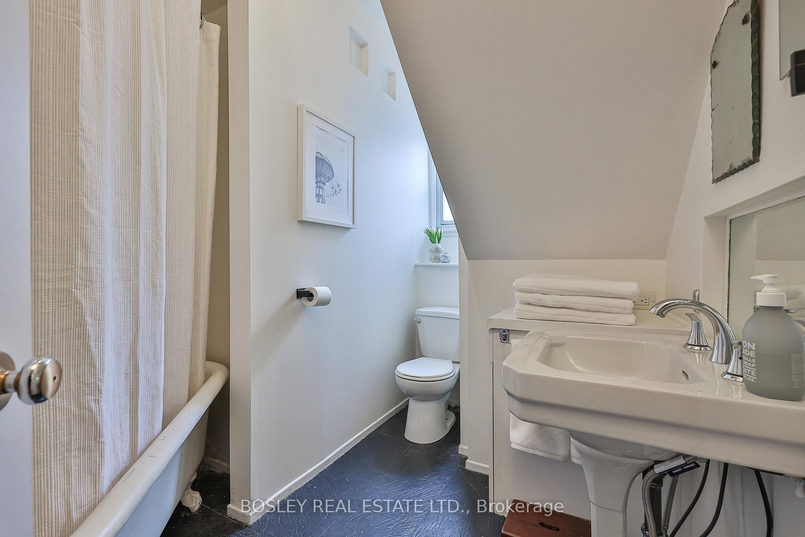 123 Grenadier Road - Photo 12