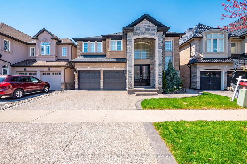 4689 Leanna Heights Rd, Burlington, L7M 0G3 | Image 2