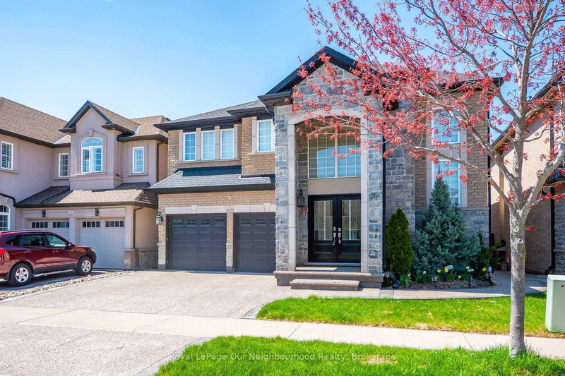 4689 Leanna Heights Rd, Burlington, L7M 0G3 | Image 3