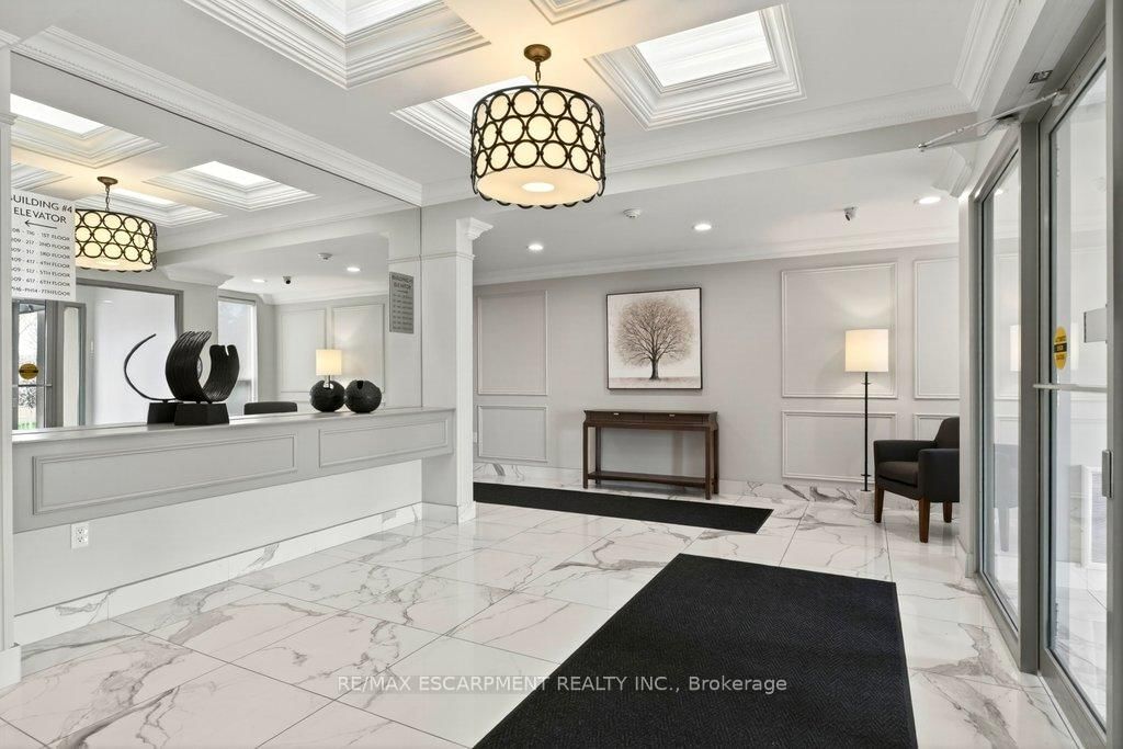 2085 Amherst Heights Drive, Unit PH8 - Photo 4