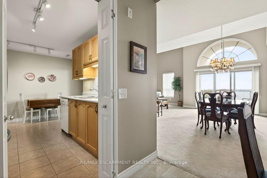 2085 Amherst Heights Drive, Unit PH8 - Photo 8