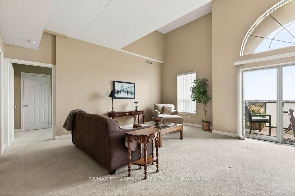 2085 Amherst Heights Drive, Unit PH8 - Photo 9