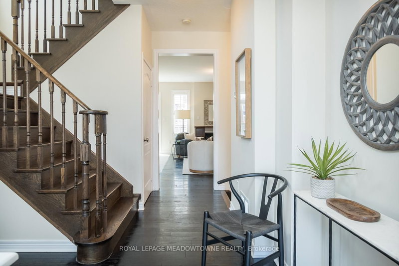 496 Savoline Blvd, Milton, L9T 7X3 | Image 3