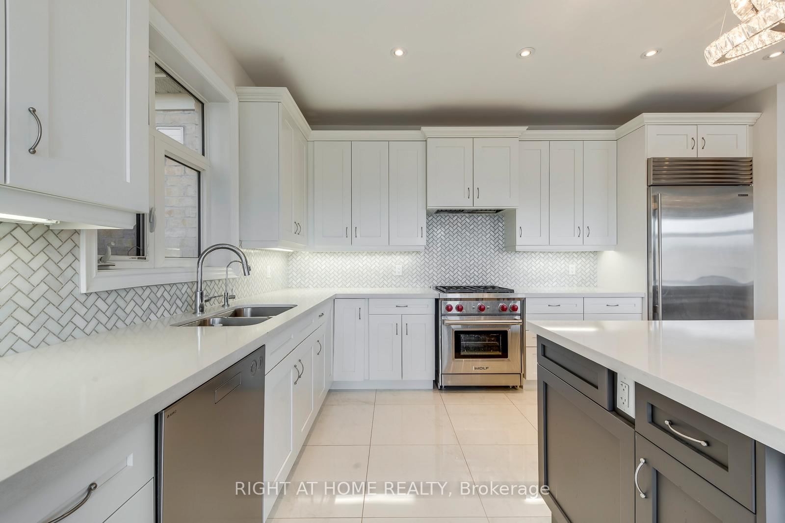 2441 Chateau Common - Photo 20