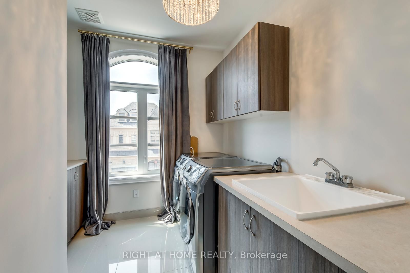 2441 Chateau Common - Photo 45