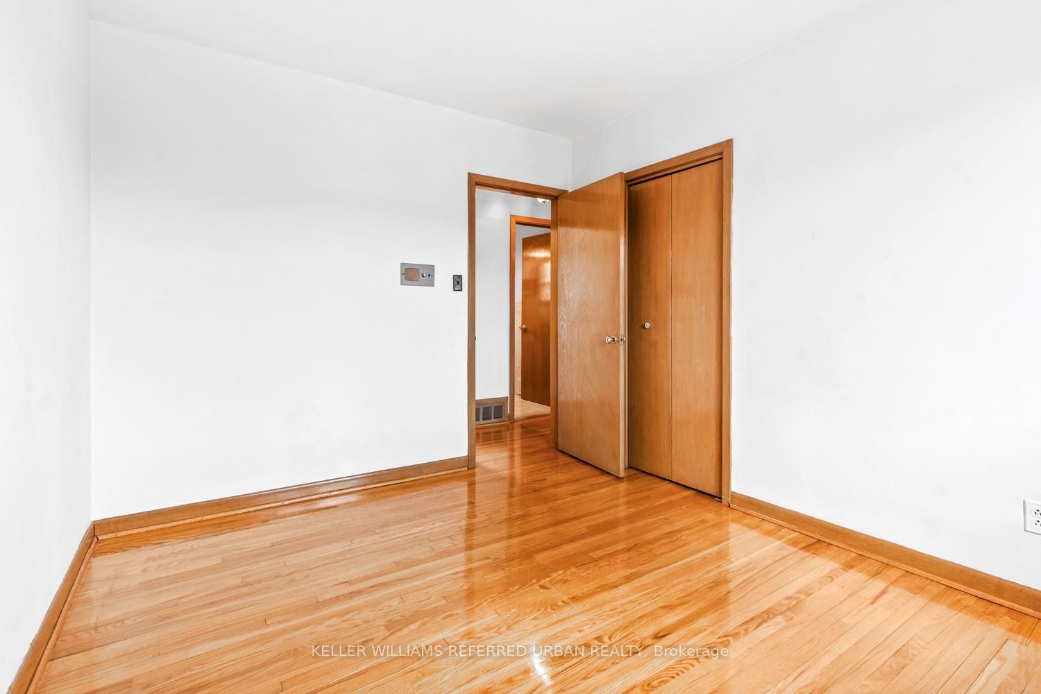 583 Queens Drive - Photo 21