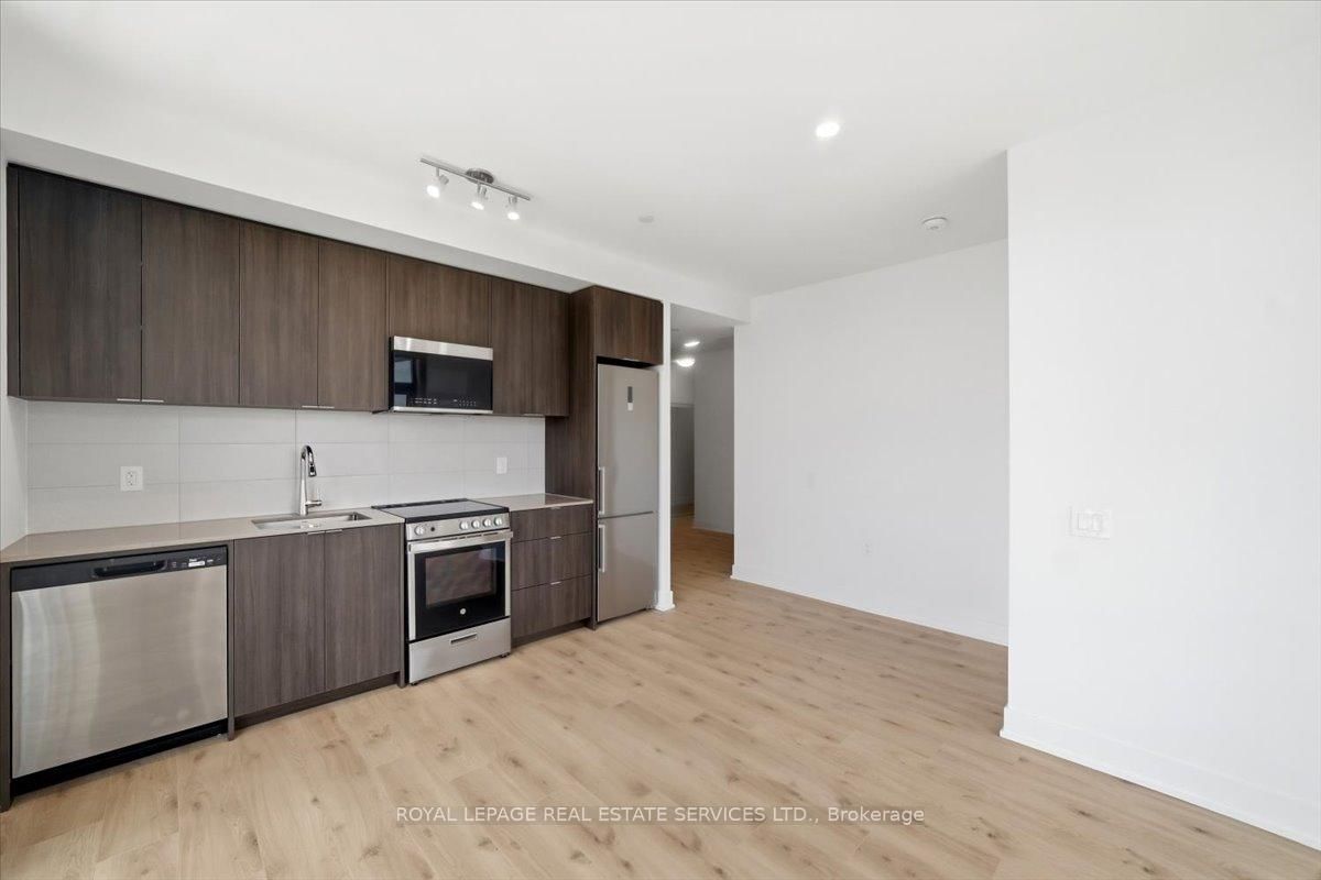 2088 James Street, Unit 403 - Photo 10