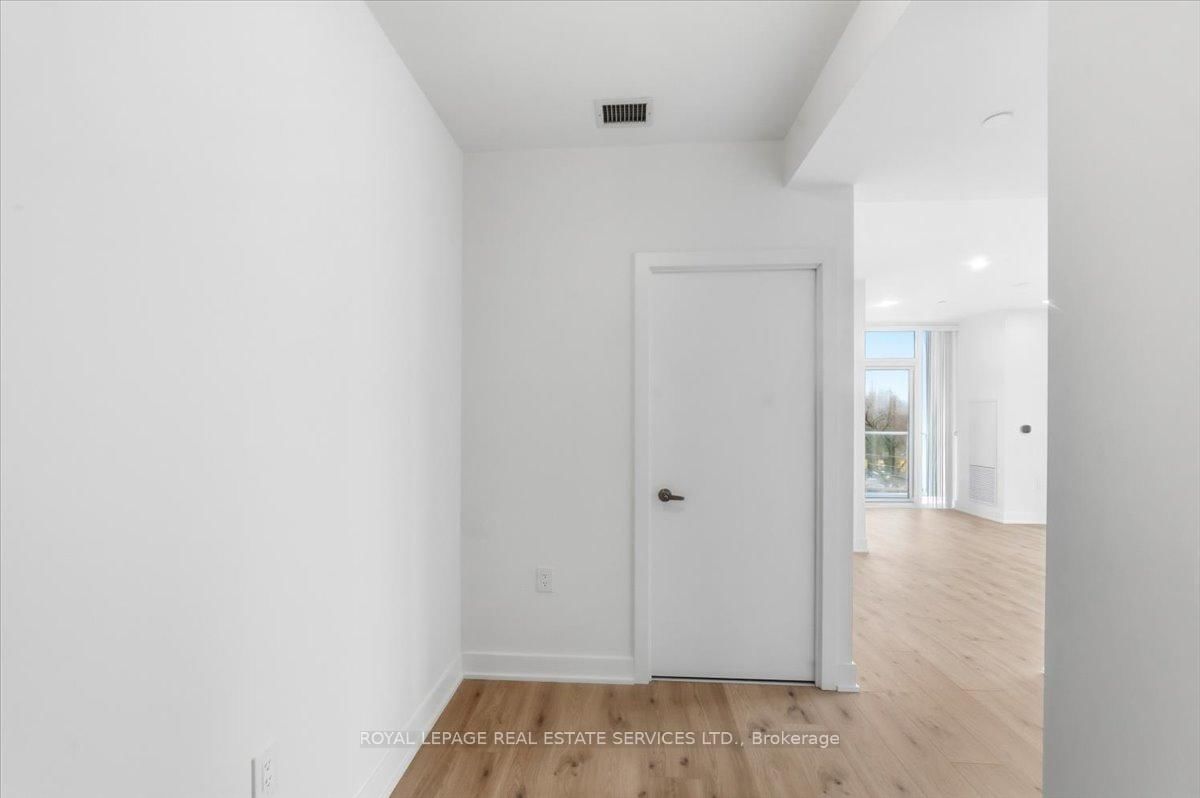 2088 James Street, Unit 403 - Photo 17