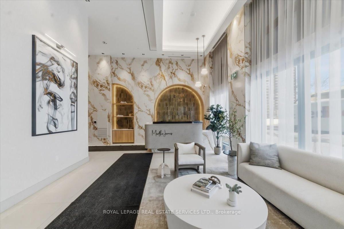 2088 James Street, Unit 403 - Photo 2