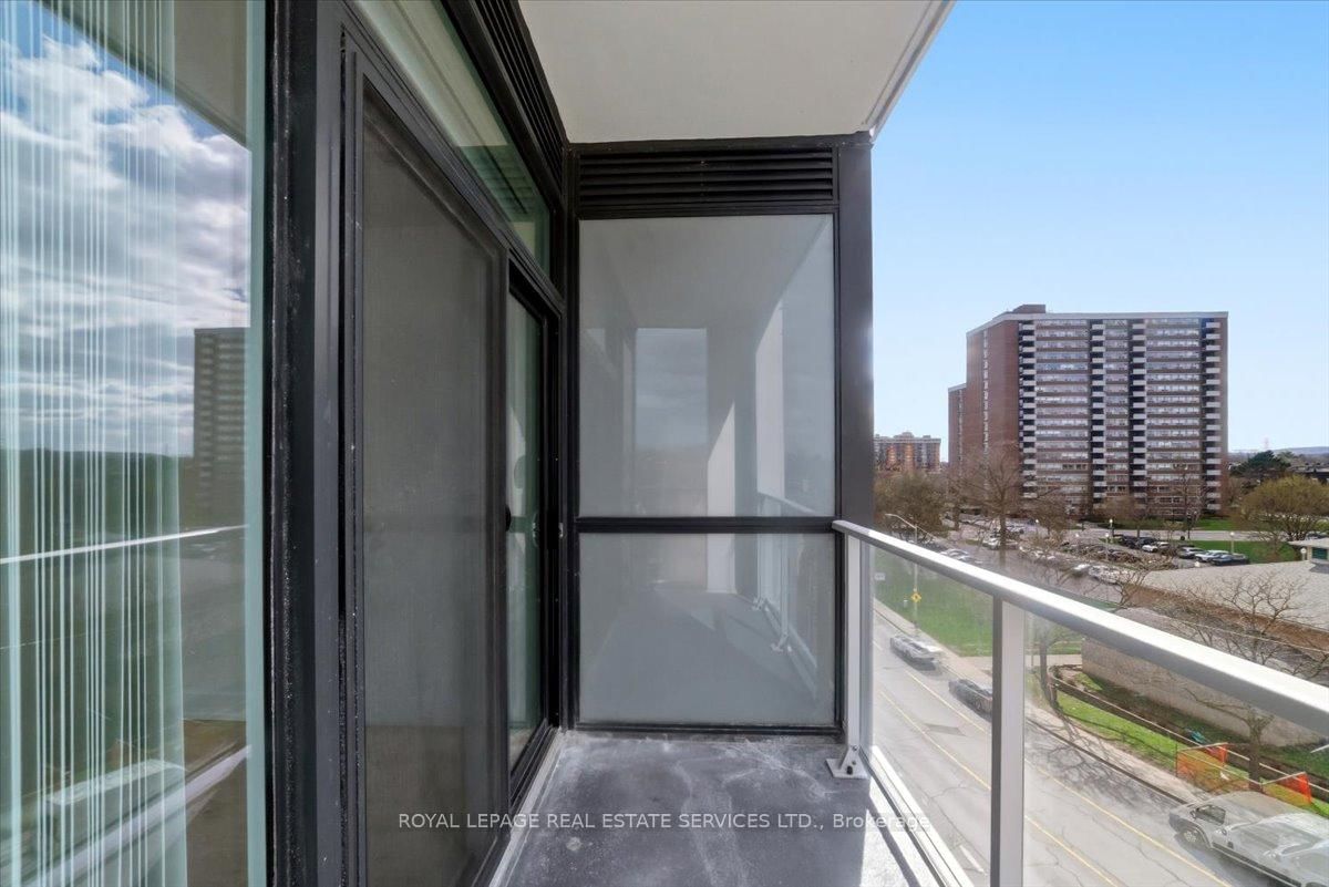 2088 James Street, Unit 403 - Photo 25