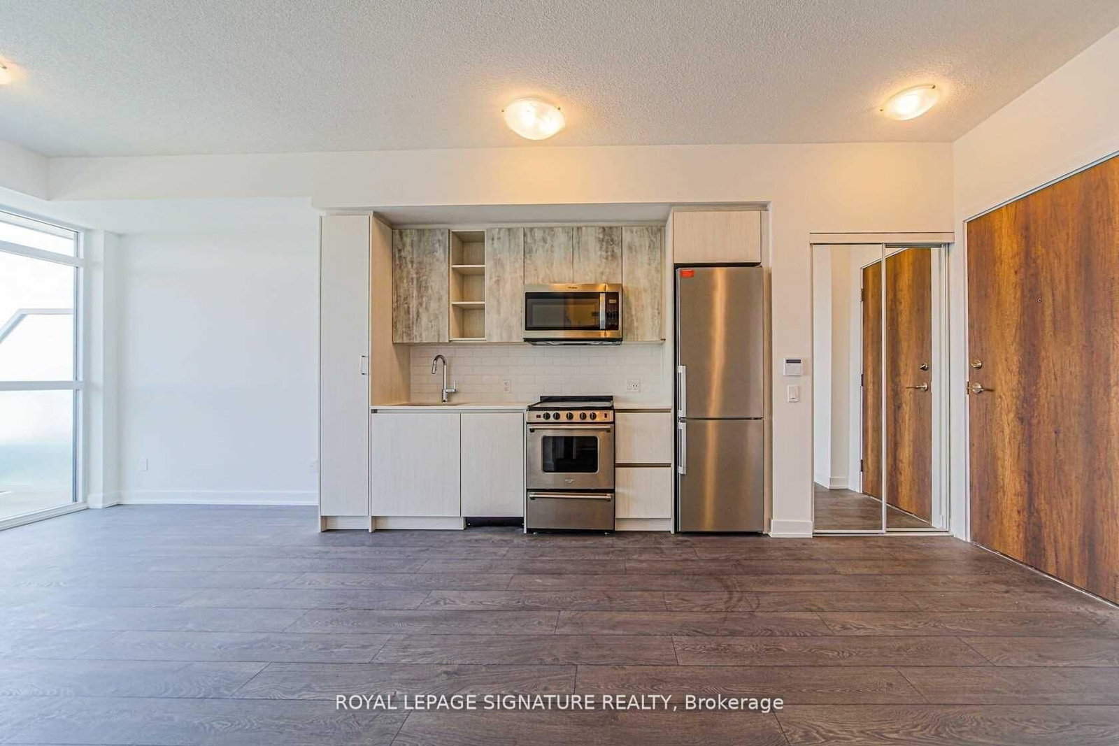 251 Manitoba Street, Unit 2401 - Photo 2