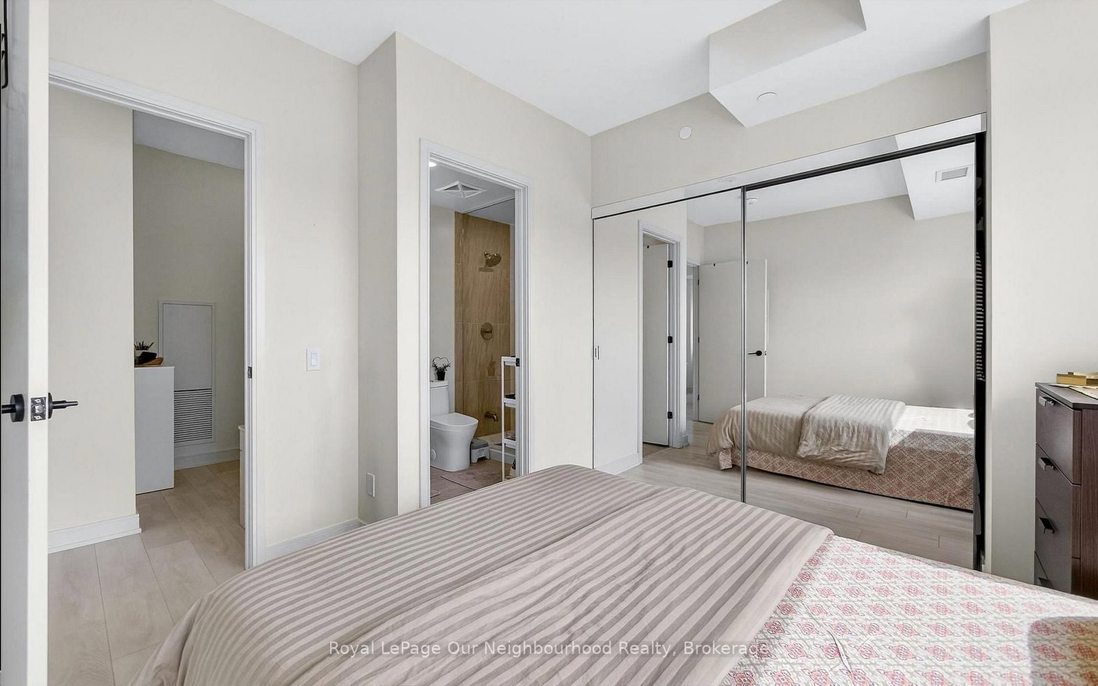 8010 Derry Road W, Unit 1605 - Photo 19