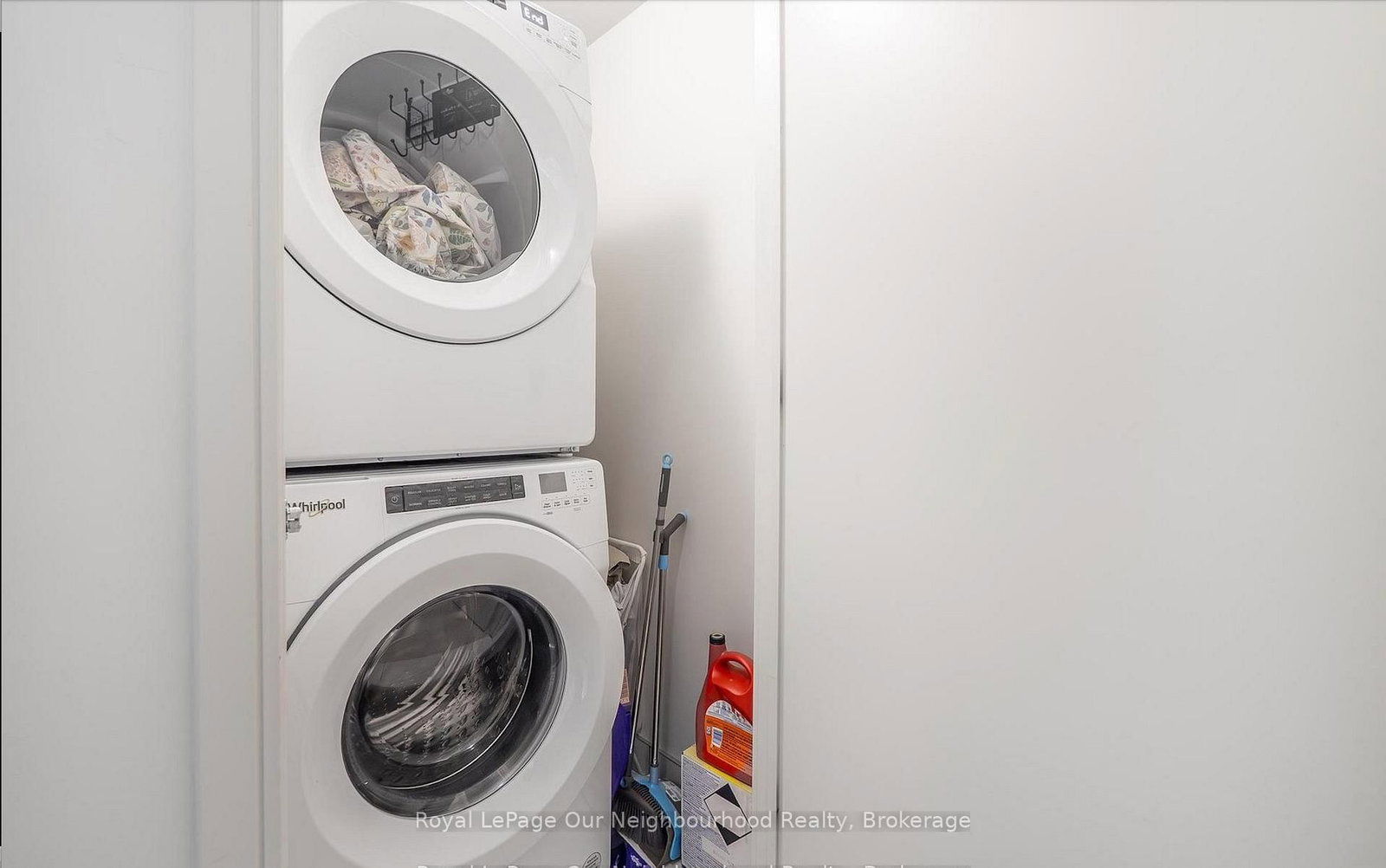 8010 Derry Road W, Unit 1605 - Photo 24