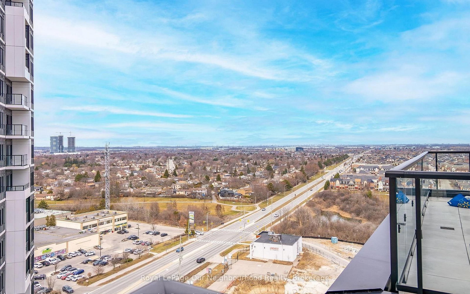 8010 Derry Road W, Unit 1605 - Photo 31