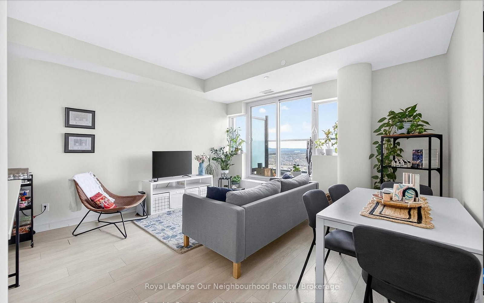 8010 Derry Road W, Unit 1605 - Photo 8