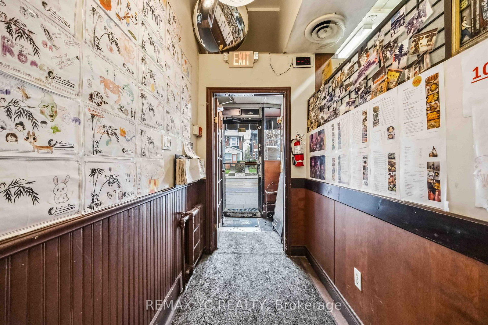 293 Roncesvalles Avenue - Photo 2