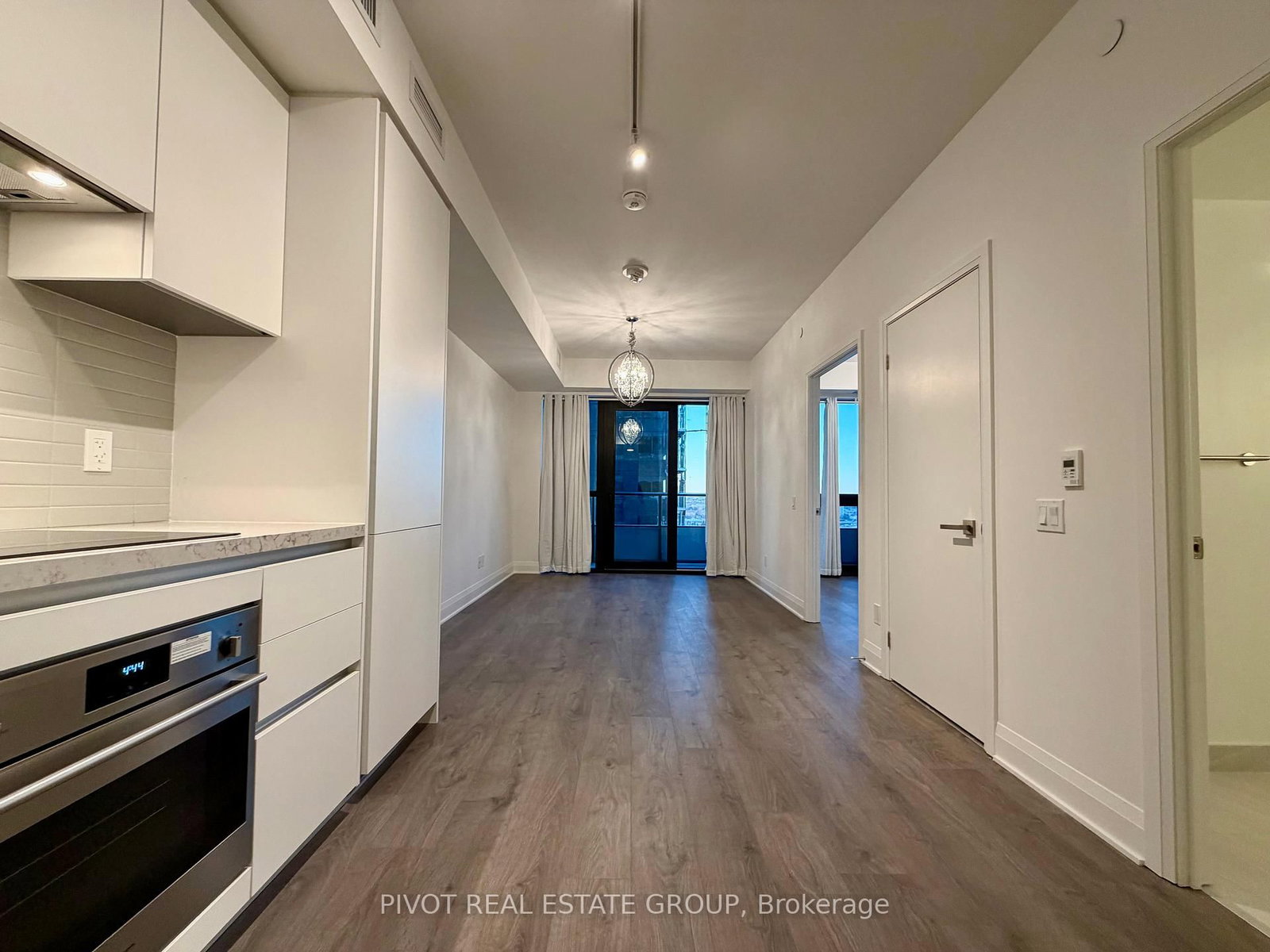 2 Erskine Road, Unit 2809 - Photo 8